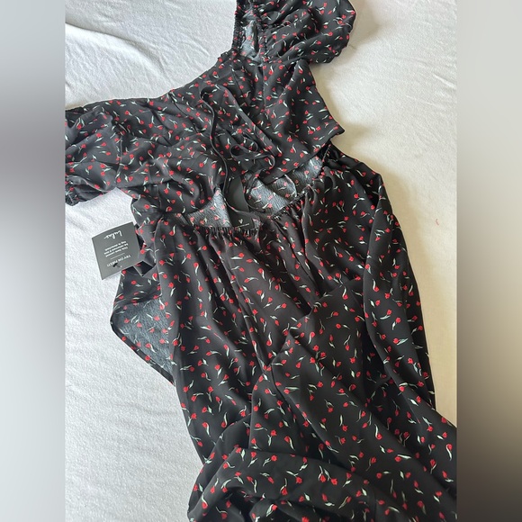 NWT Lulus Puff Sleeve Midi Dress - Picture 5 of 6